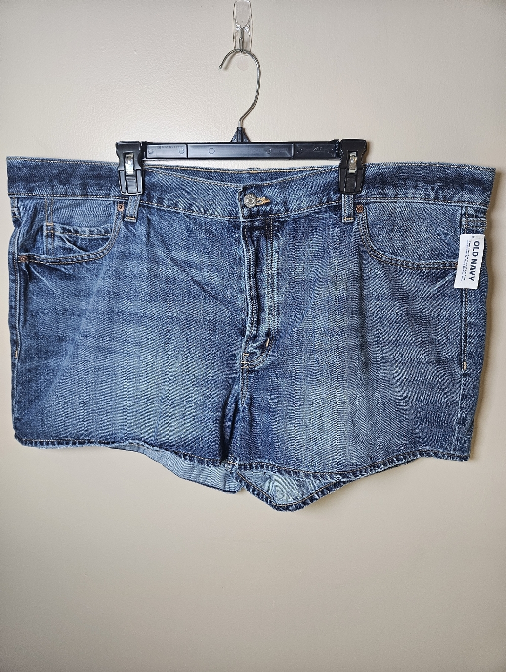 Old Navy Blue High Rise Slouchy Straight Button Fly Cotton Shorts Plus Size 20